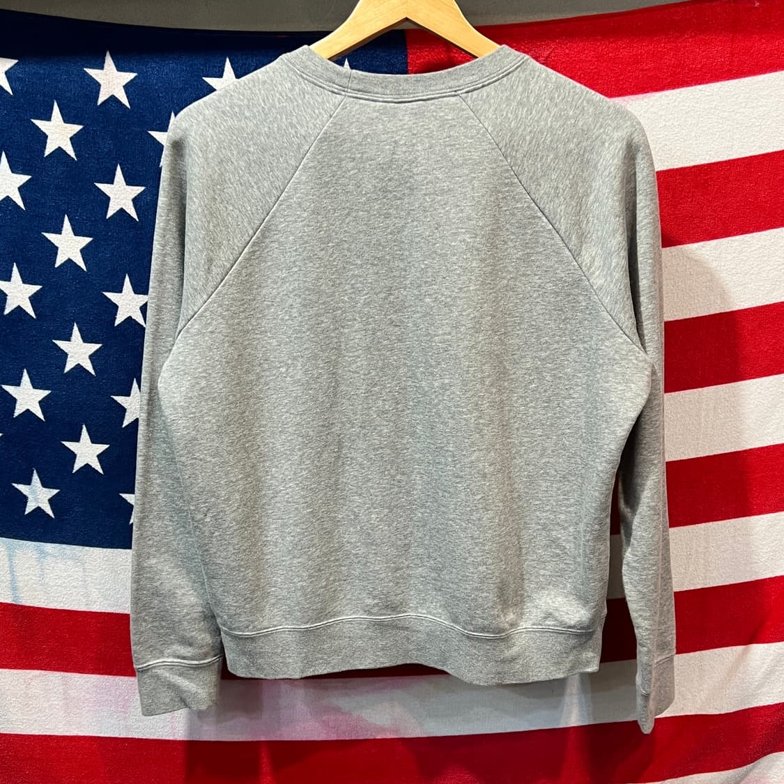 나이키 크롭 맨투맨  상품이미지2