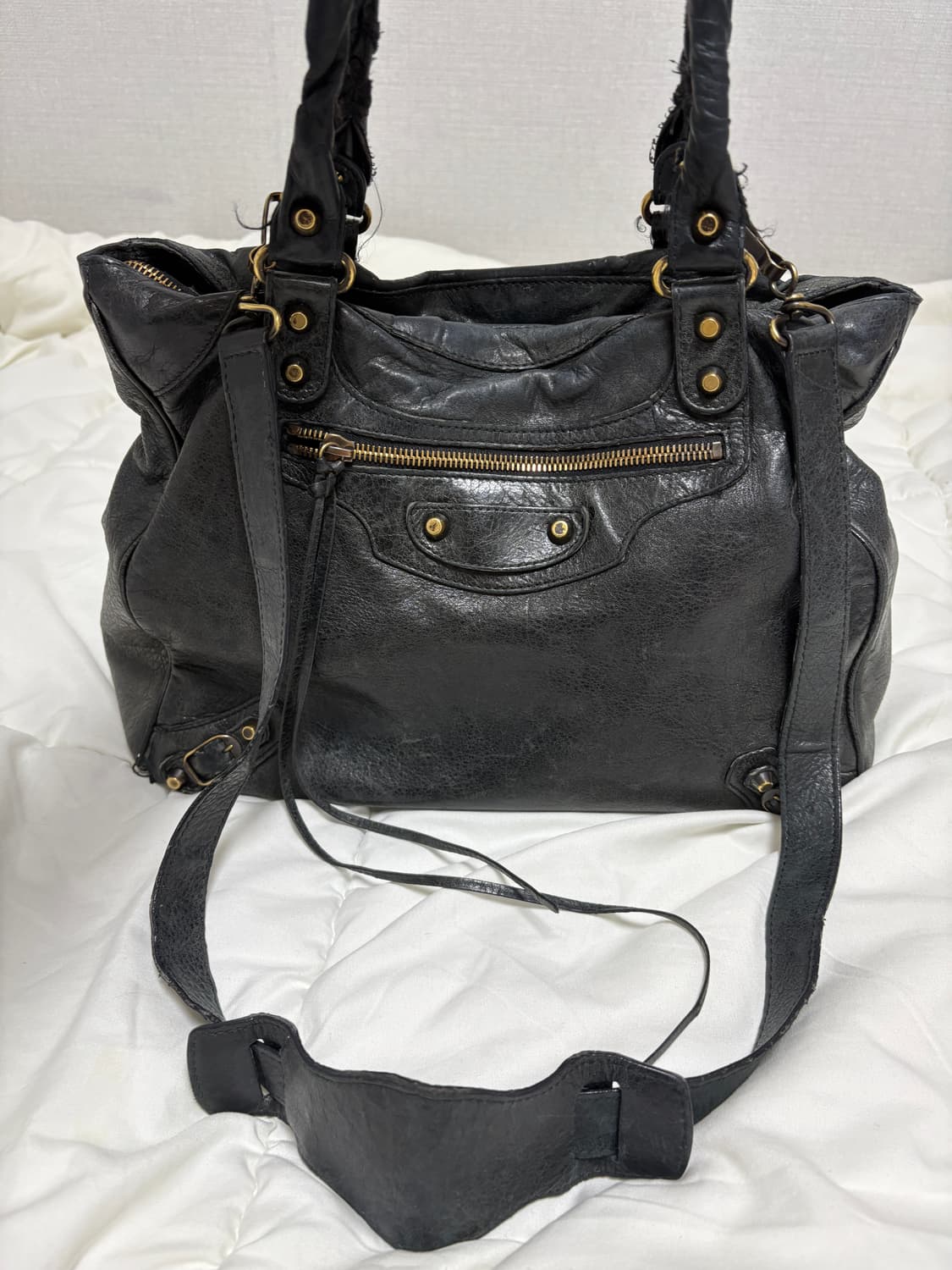 키티키링 증정)발렌시아가 모터백 블랙 상품이미지5