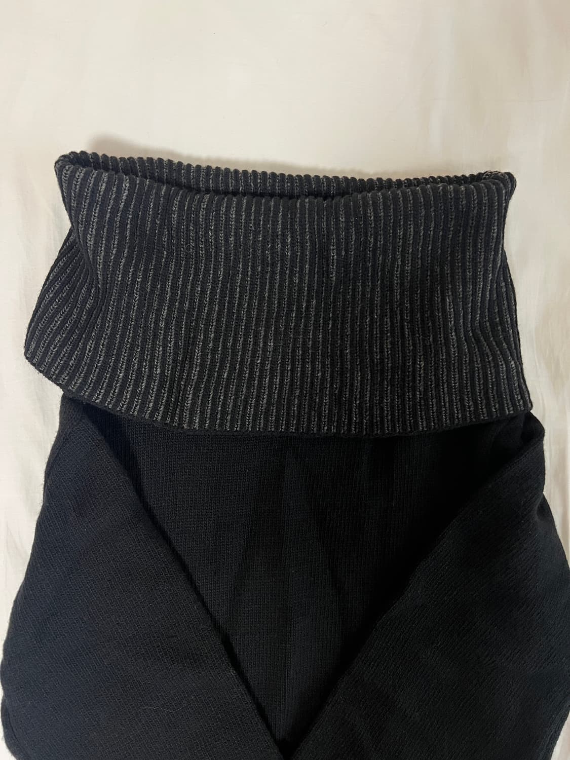 Ribbed Open Shoulder Knit [Black] 상품이미지3