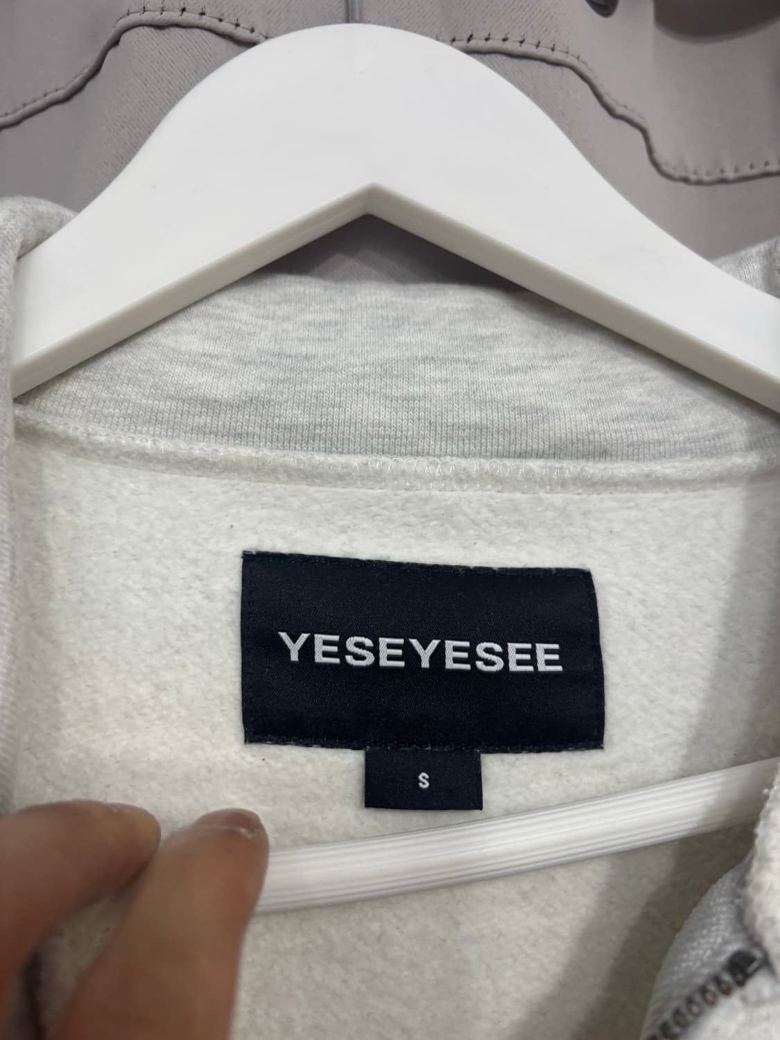 YESEYESEE 예스아이씨 하프집업 오버핏 맨투맨 S 상품이미지5