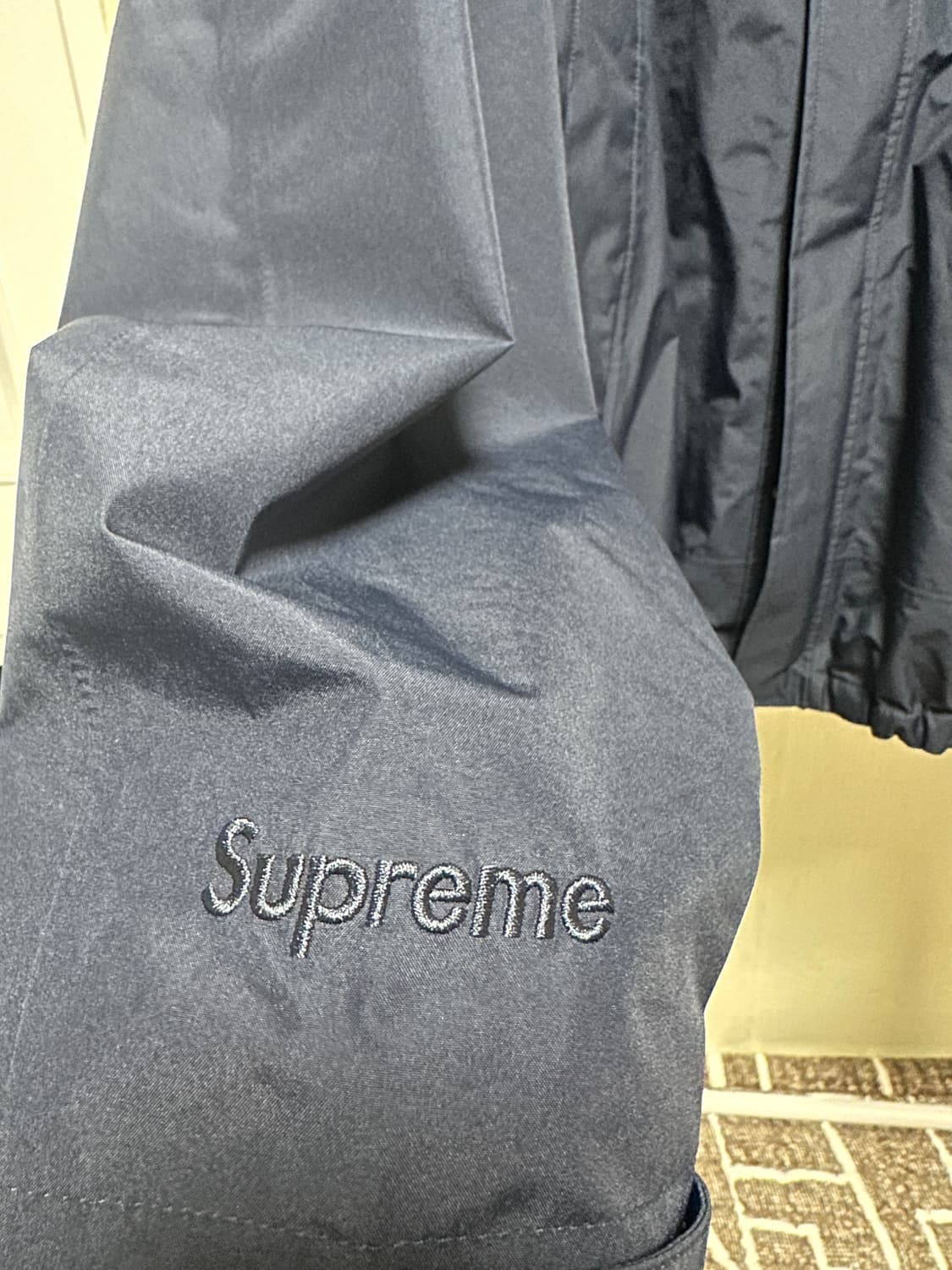 슈프림 고어텍스 자켓 25ss 상품이미지6