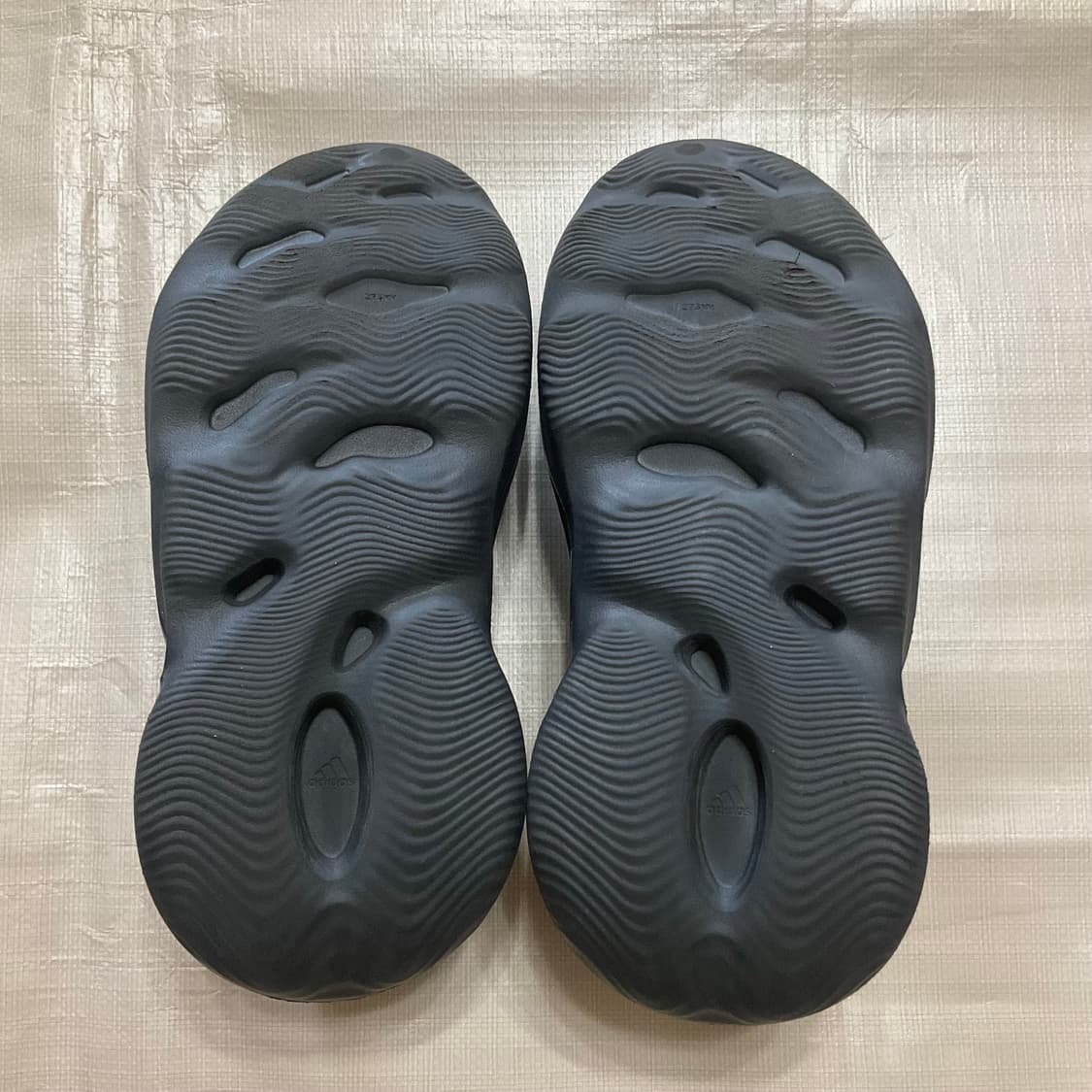 이지 폼러너 오닉스 275 상품이미지8