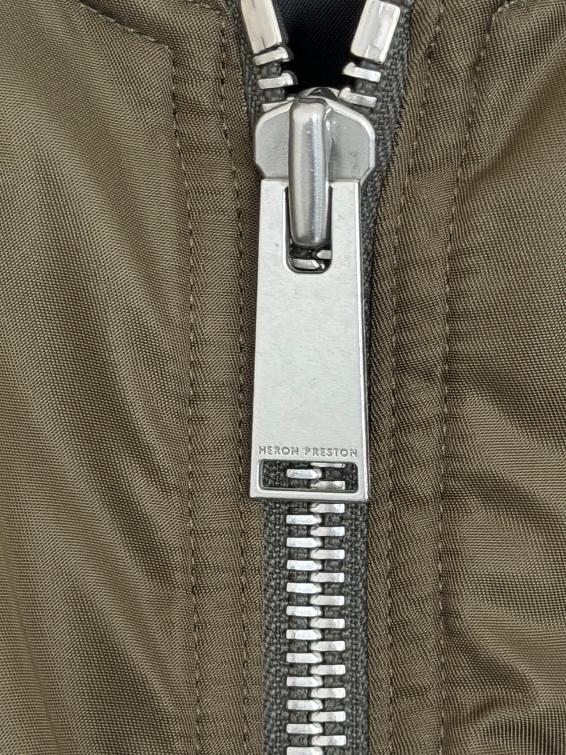 헤론프레스톤 여성 크롭 봄버 xs 상품이미지8