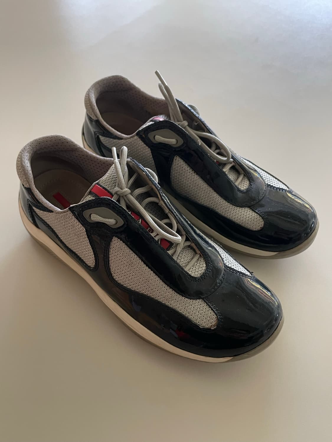 프라다 OG 아메리카컵 유광 네이비 상품이미지1