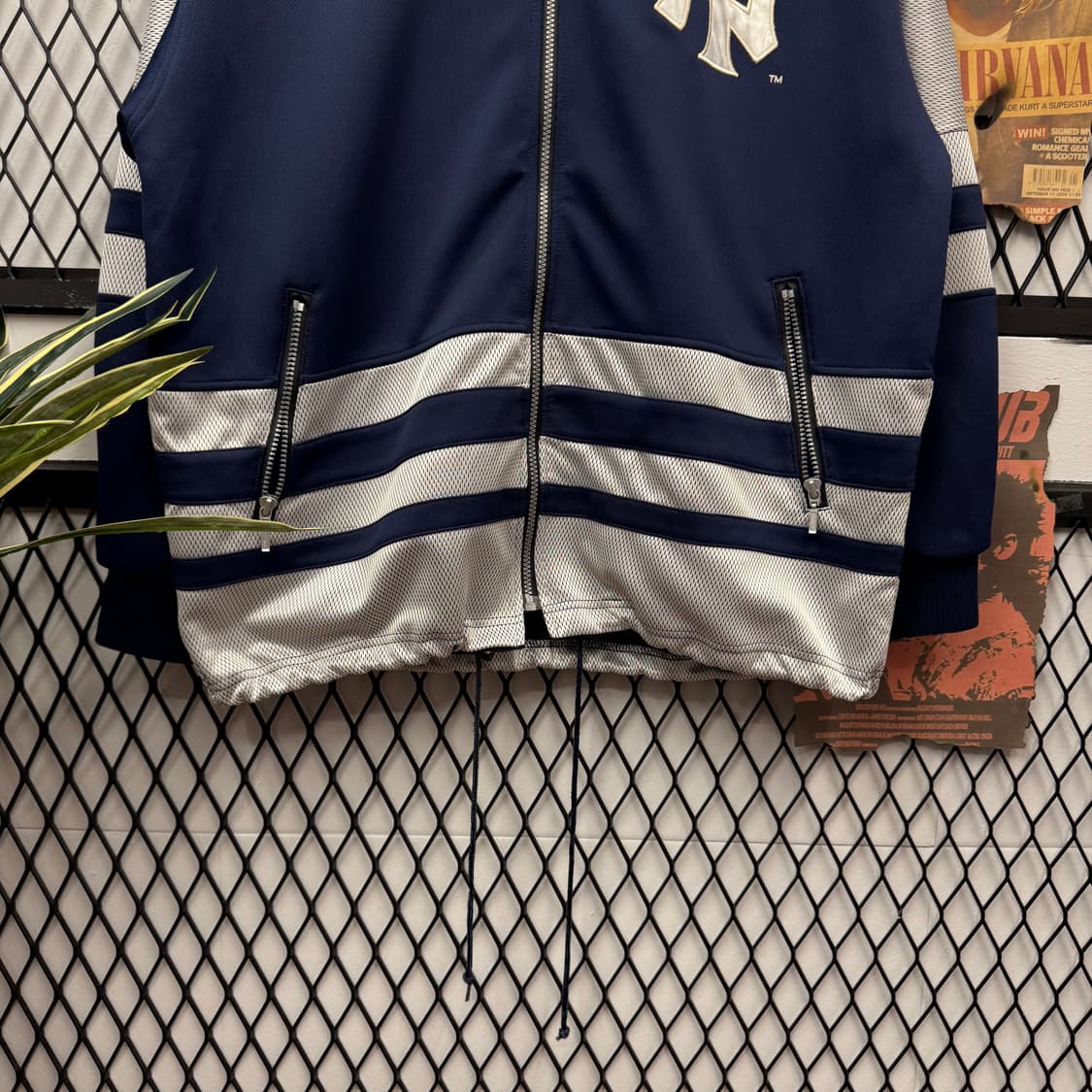 90s MLB X 양키스 트랙자켓 전면 빅로고 포인트 네이비 화이트 상품이미지4