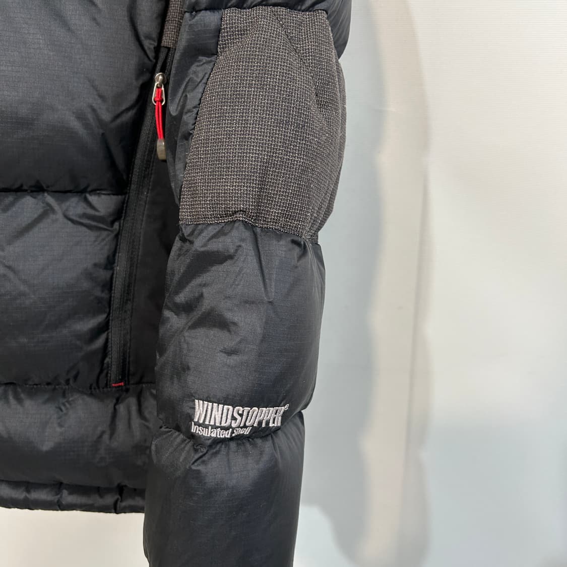 밀레 남성 구스다운 800필 윈드스토퍼 패딩 110 상품이미지3