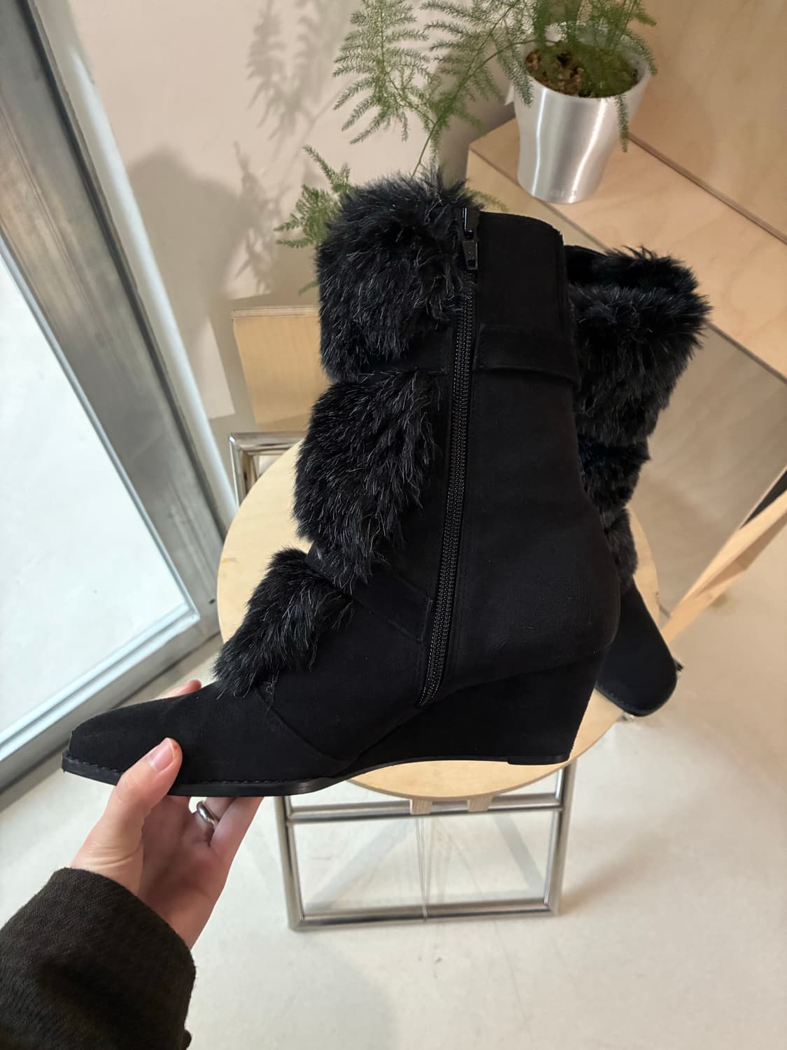 히로코 코시노 퍼 부츠 (퍼 탈부착 가능) 상품이미지4