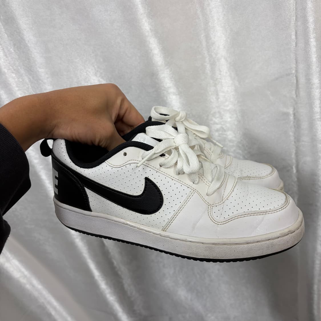 나이키 코트버로우 스니커즈 사이즈245  상품이미지9