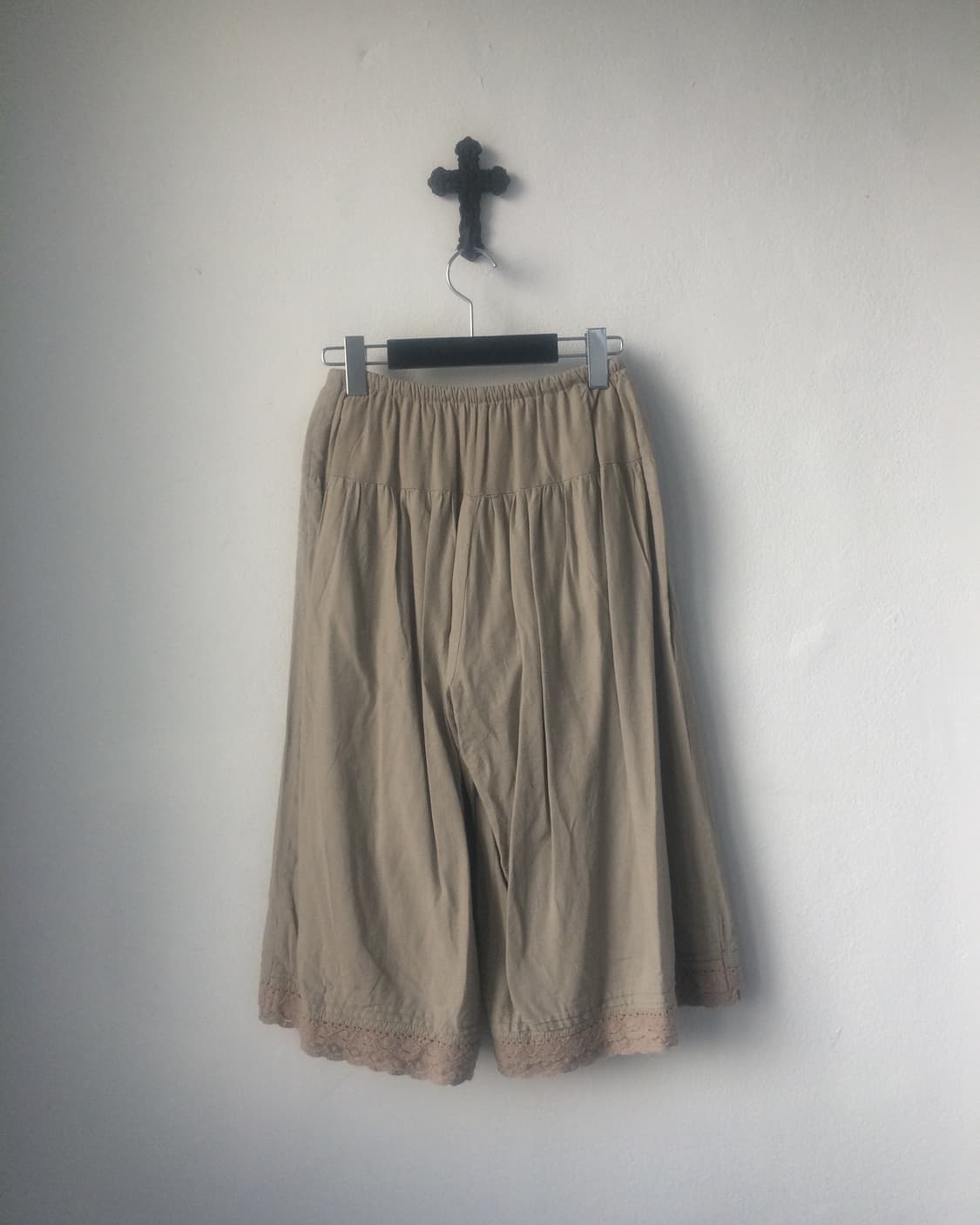 Crochet trimming cotton pants 상품이미지3