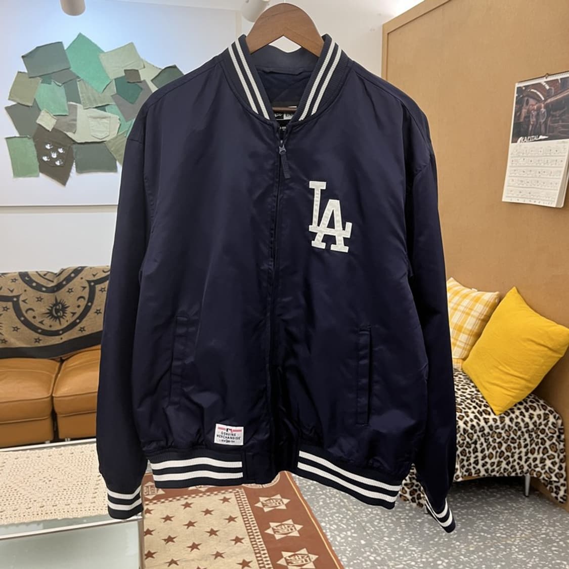 뉴에라 올드스쿨 레트로 새틴 바시티 자켓 110 C09875 상품이미지3