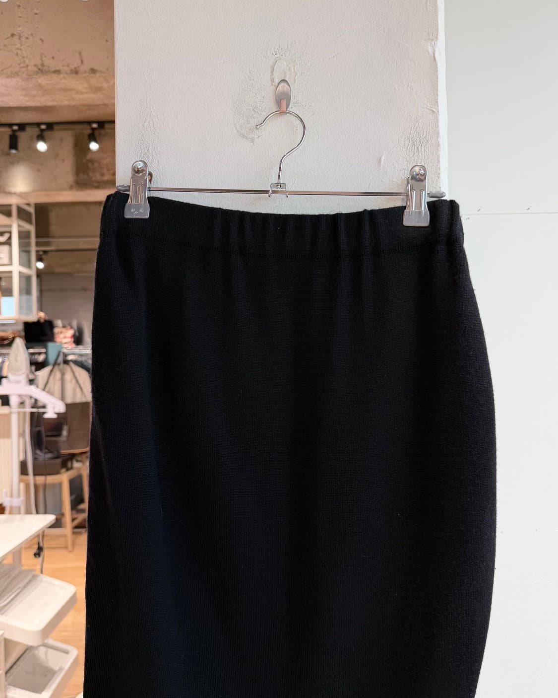 메종 마르지엘라 블랙 하프레더 미디스커트  상품이미지6