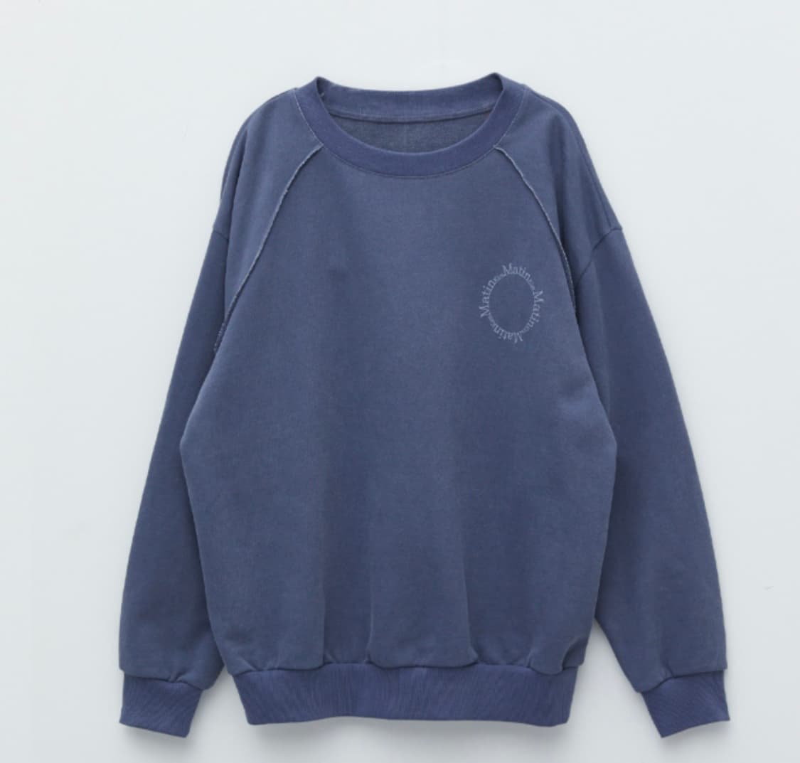 마뗑킴 피그먼트 로고 맨투맨 블루 상품이미지1