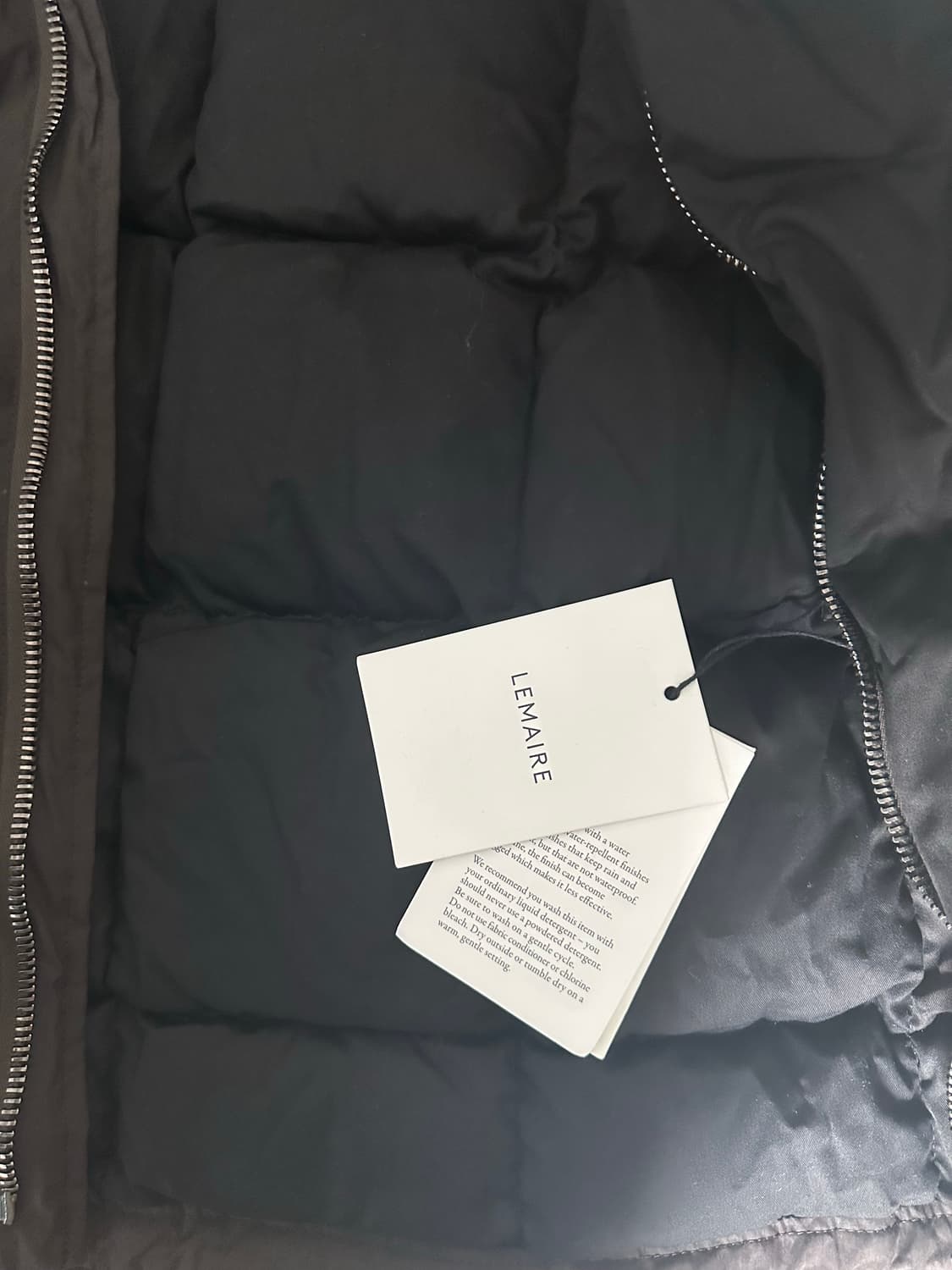 르메르 시그니처 패딩 판매 상품이미지2