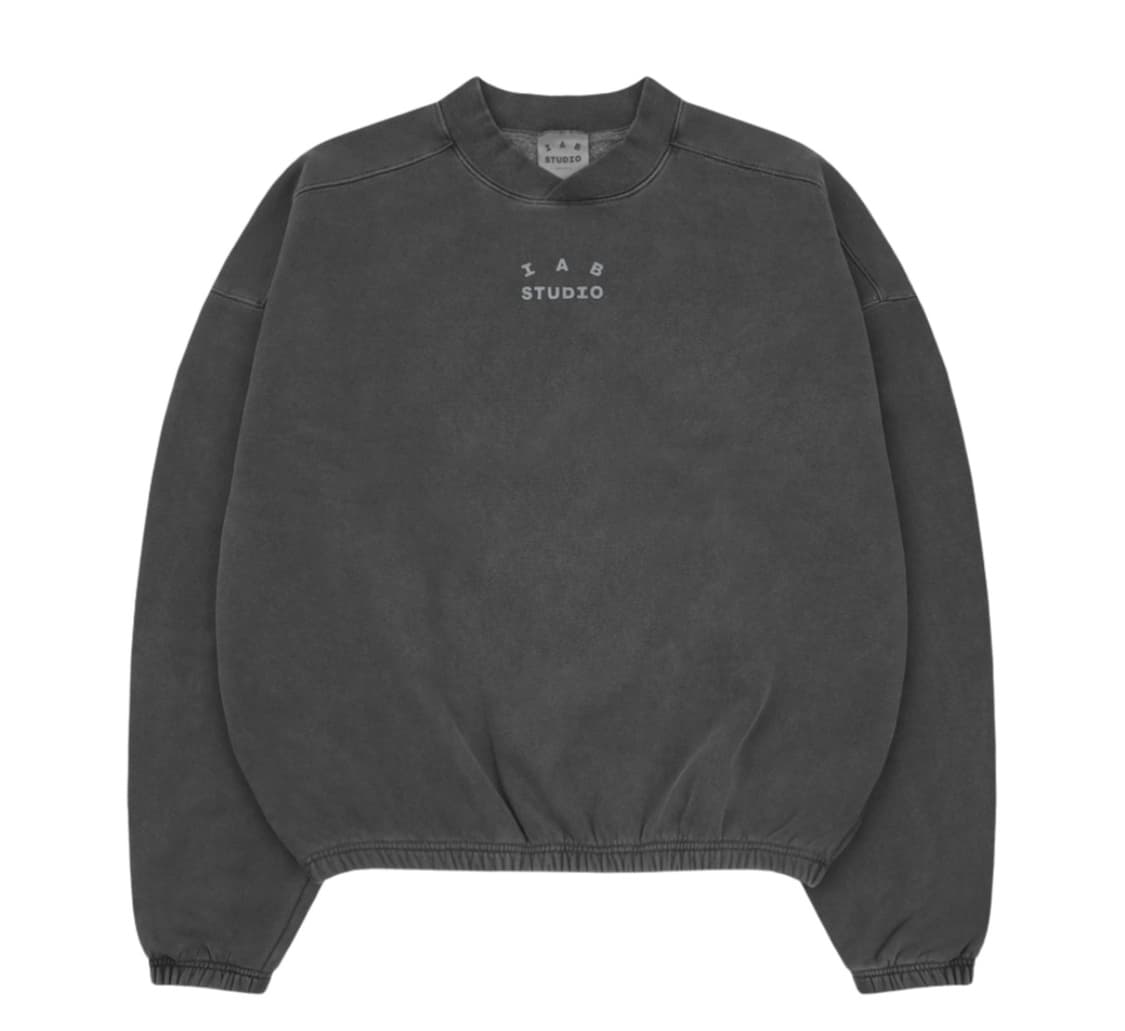 아이앱 스튜디오 맨투맨 상품이미지1