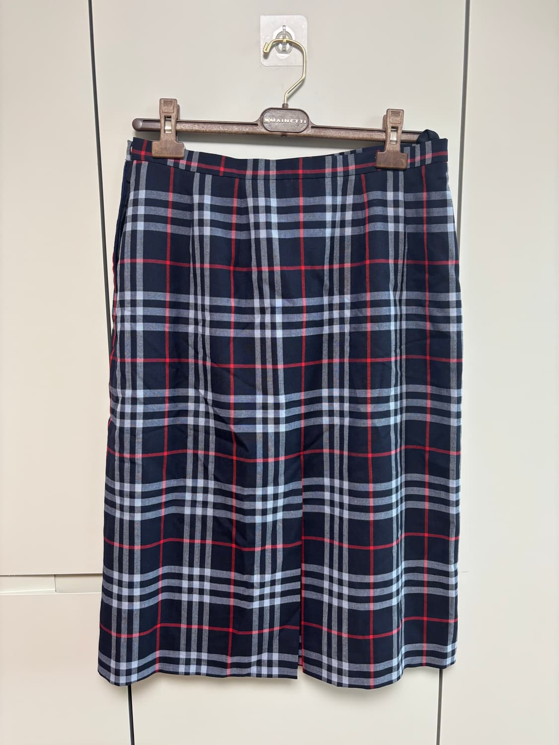 버버리 미디 스커트 상품이미지1