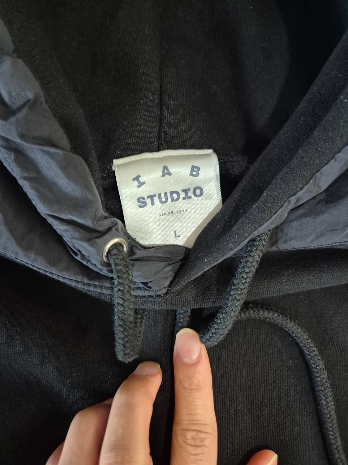 [L] 아이앱스튜디오 우븐 후디 블랙 상품이미지2