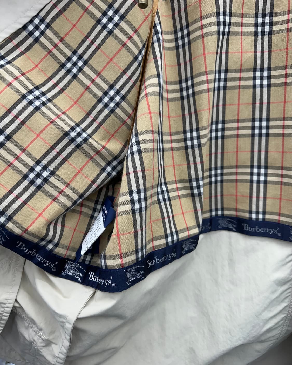 (L오버)BURBERRYS 사파리 코트-M1902 상품이미지6