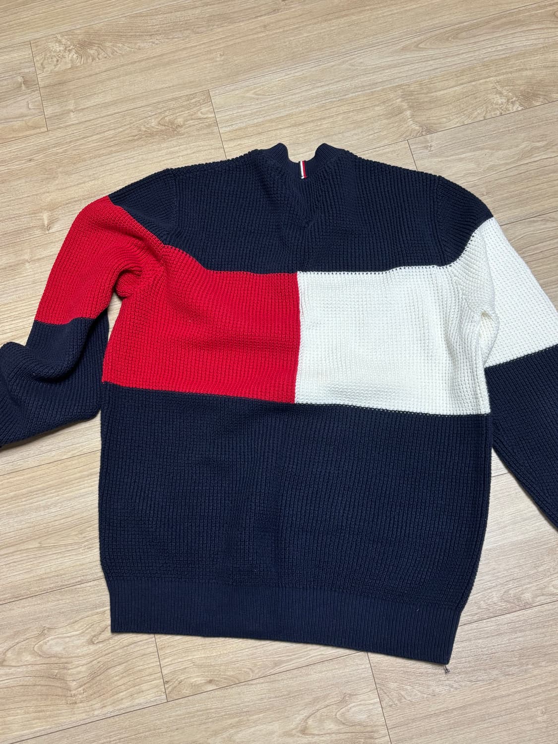 [M] 타미힐피거 빅로고 니트 상품이미지3