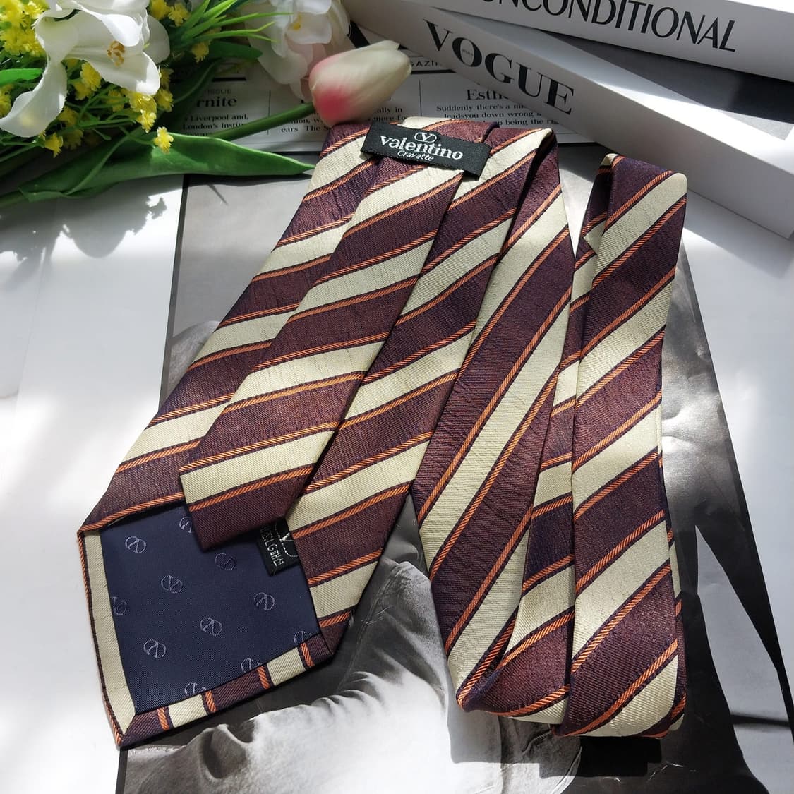 발렌티노 실크 스트라이프 넥타이 9.5cm A등급 K784
 상품이미지5