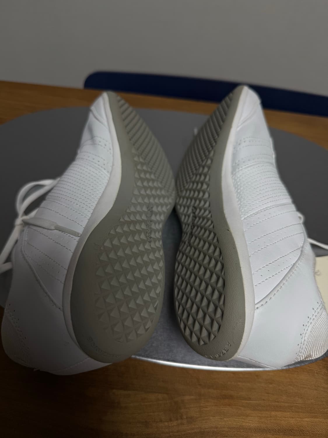 뉴발란스 474 화이트 스니커즈 미우미우 280 상품이미지4