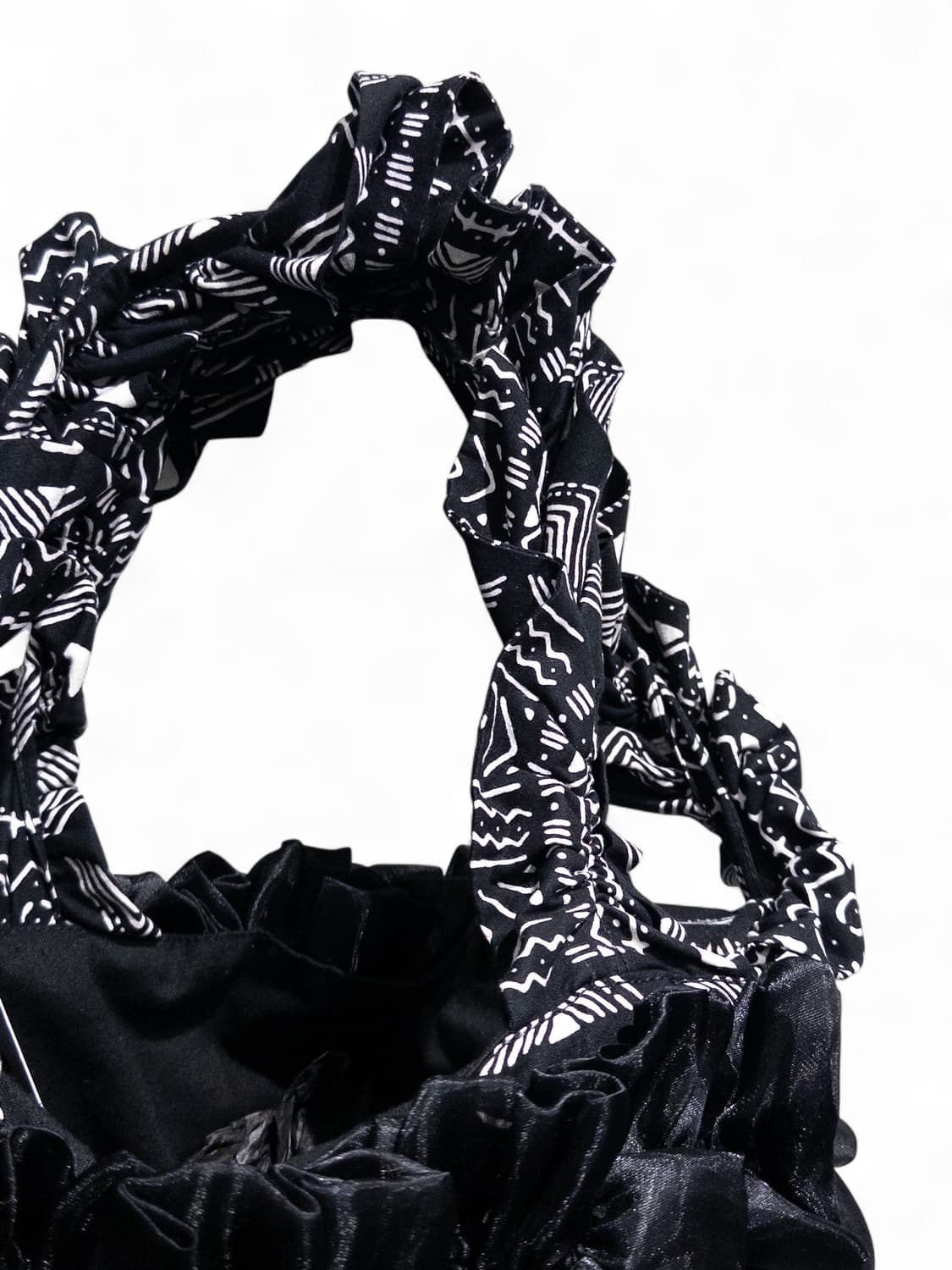 Cloudy Africa Project Ruffle Tote Bag 상품이미지3