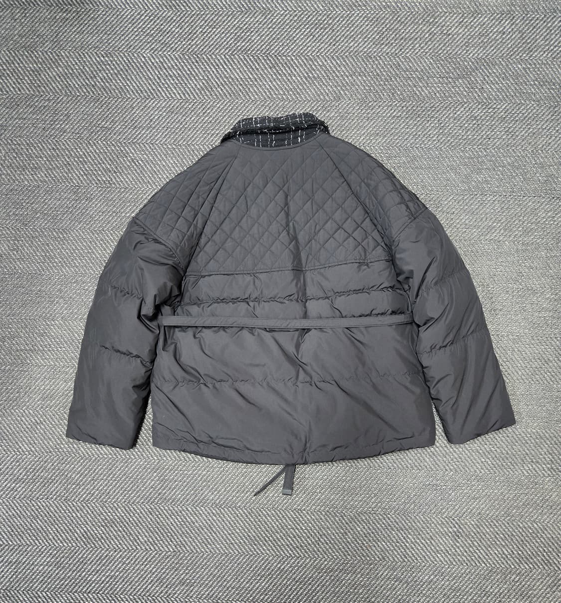 지컷 21ss 블랙 퀼팅 체크 배색 구스다운패딩 자켓 상품이미지2