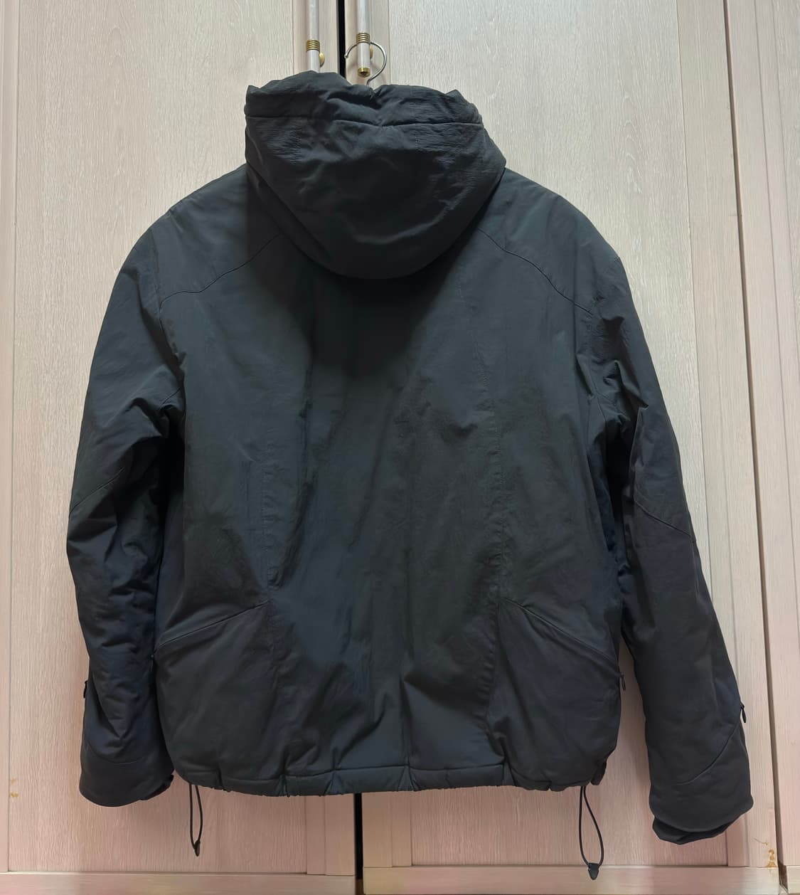 [2]아르반 라이트 패디드 자켓 차콜 상품이미지2