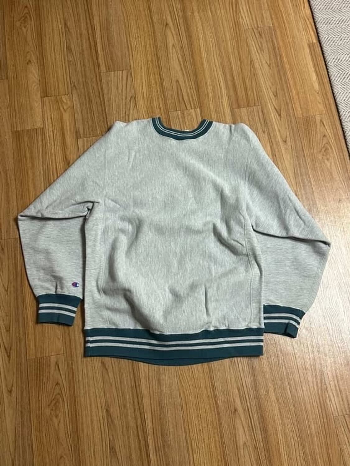 챔피온 리버스위브 90s 빅로고 맨투맨 상품이미지3