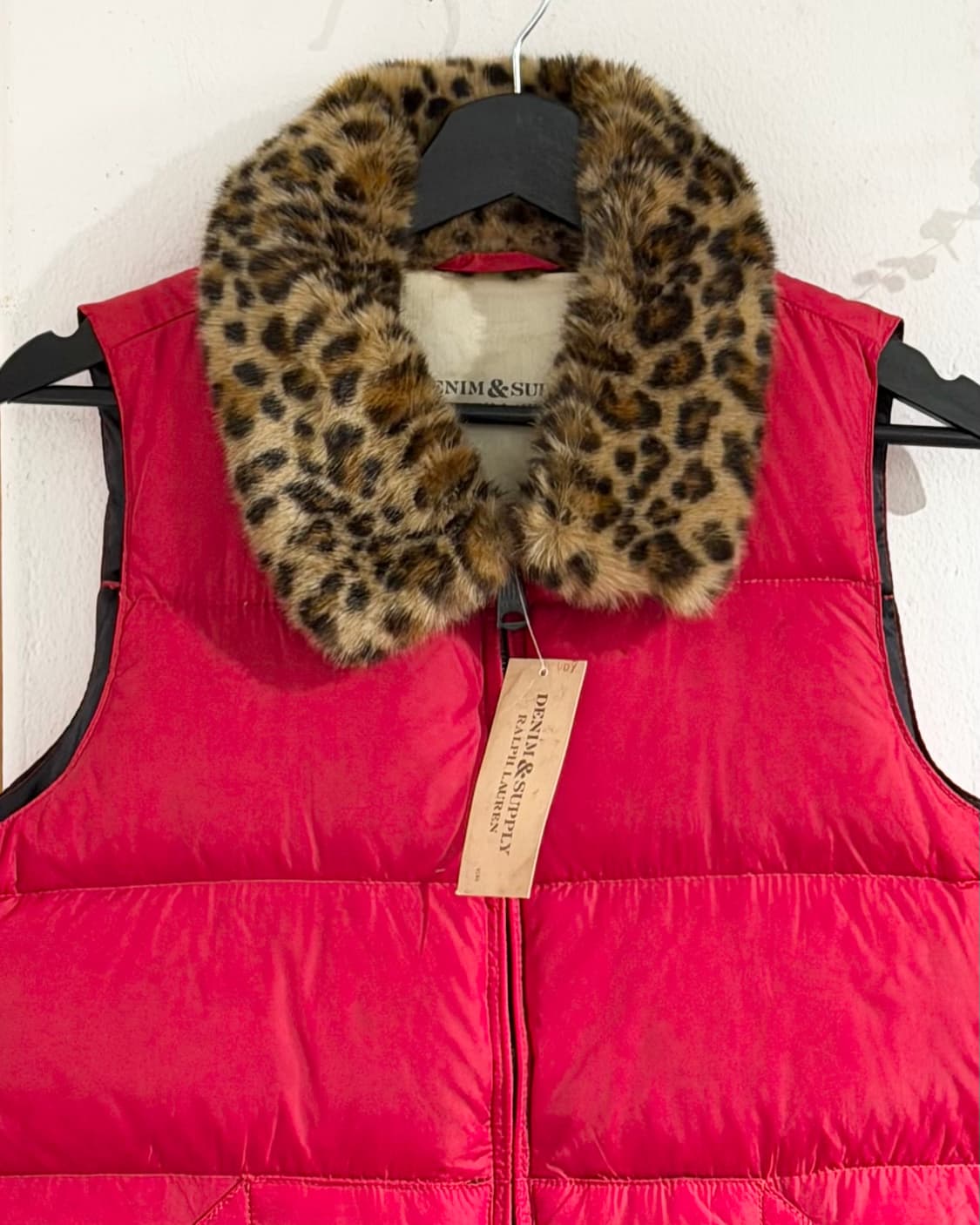 데님 앤 서플라이 레드 레오타드 퍼카라 패딩 베스트 상품이미지4