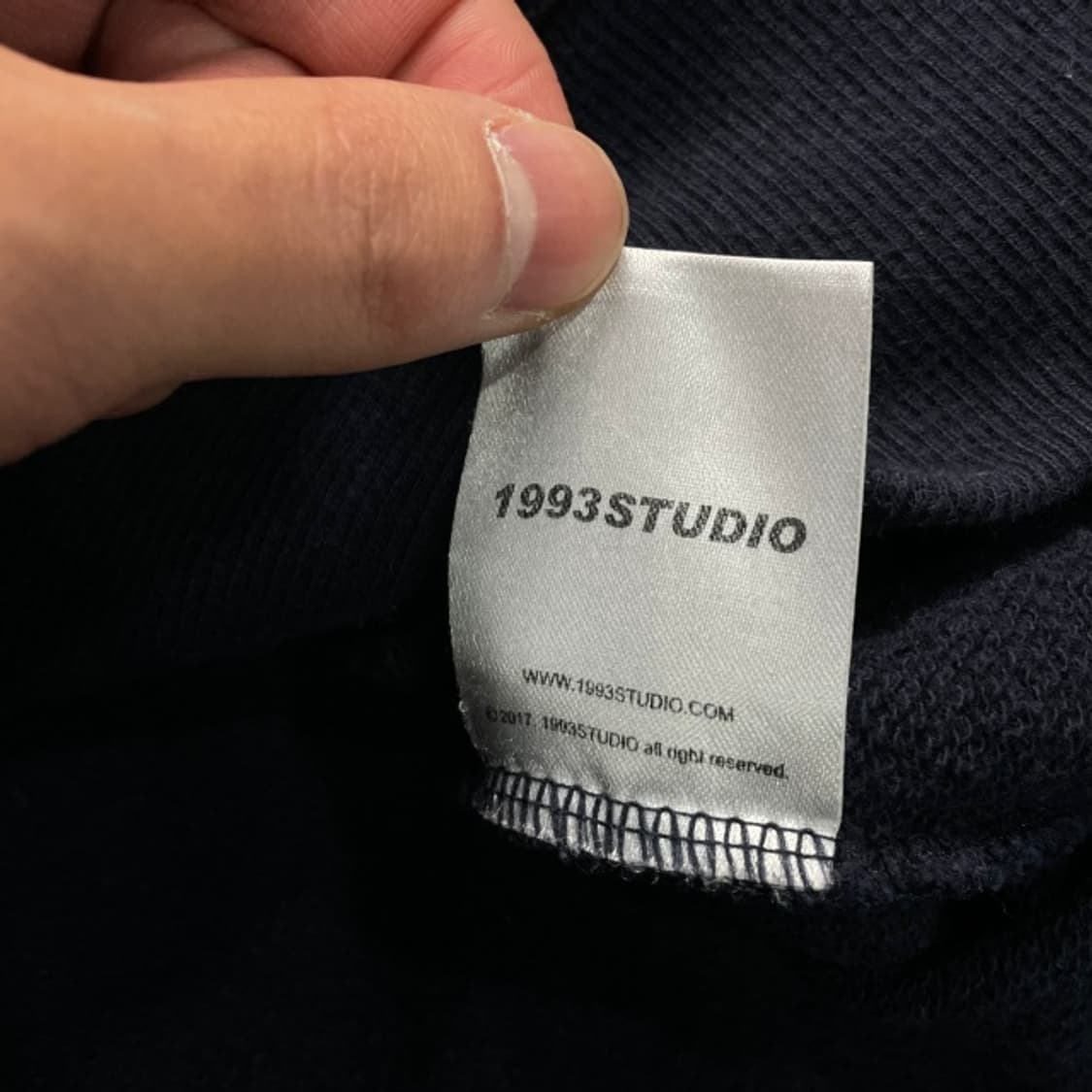 100 1993스튜디오 후드티 상품이미지6