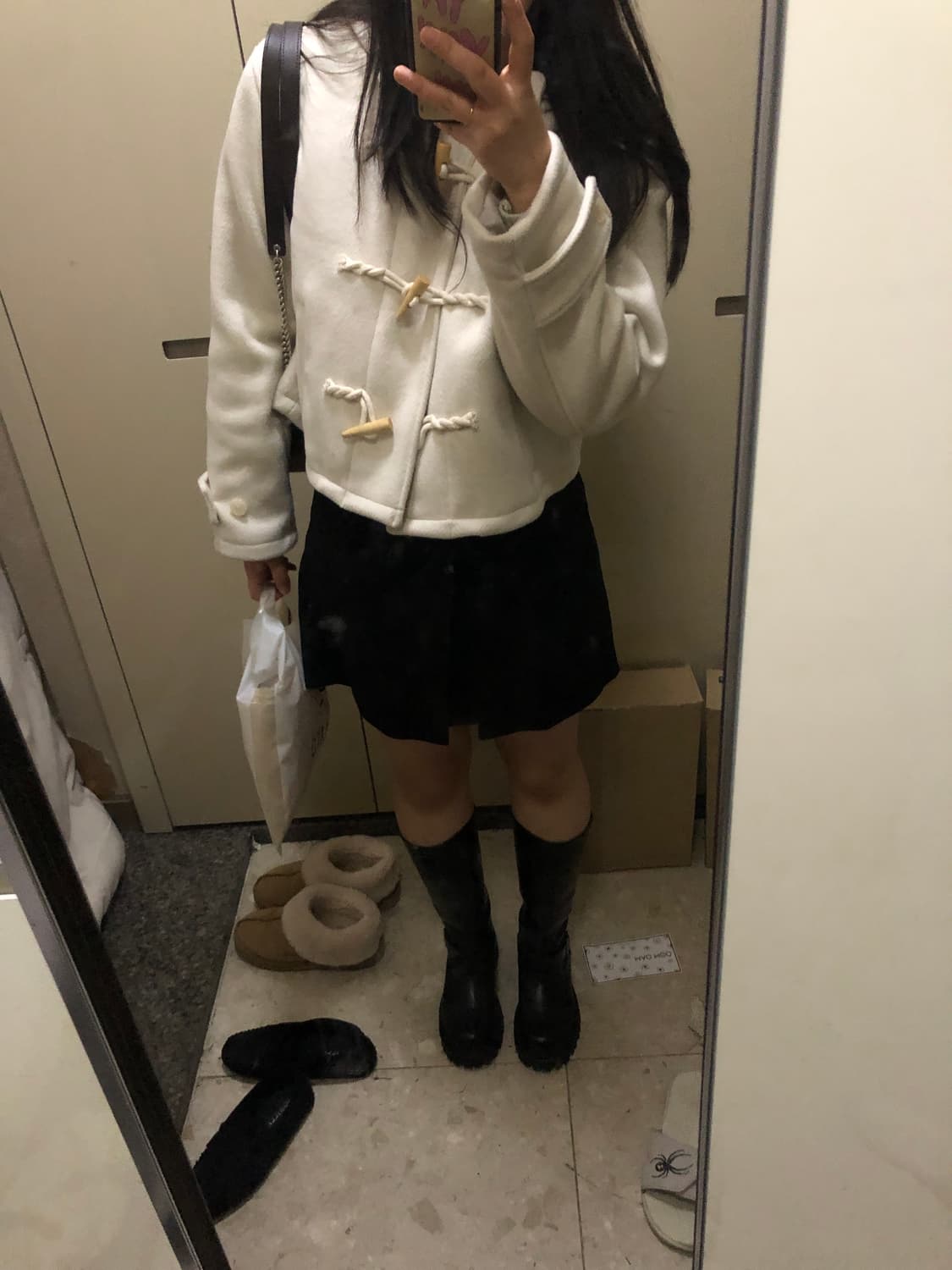 어썸스튜디오 크롭 후드 더플 코트 아이보리 상품이미지4