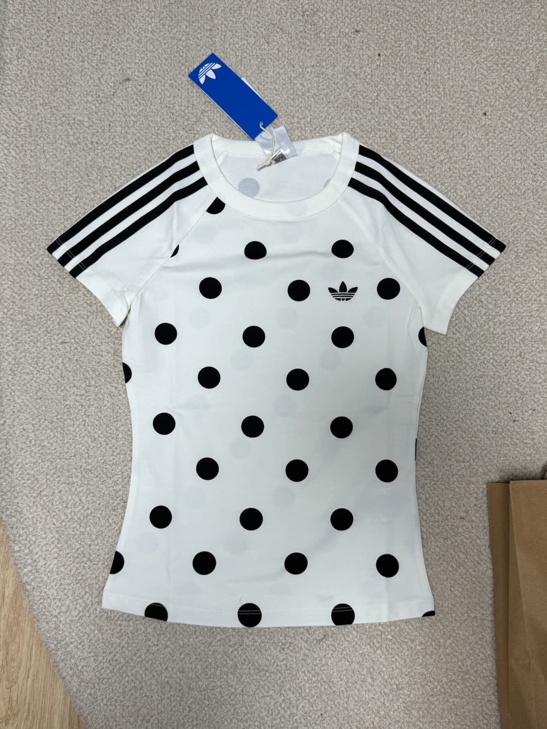 아디다스 도트 슬림핏 칼리 티셔츠  상품이미지1