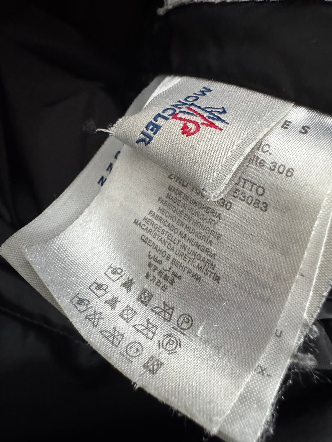 여성 몽클레어 빈티지 리메이크 커스텀 후드 다운 패딩 S 상품이미지6