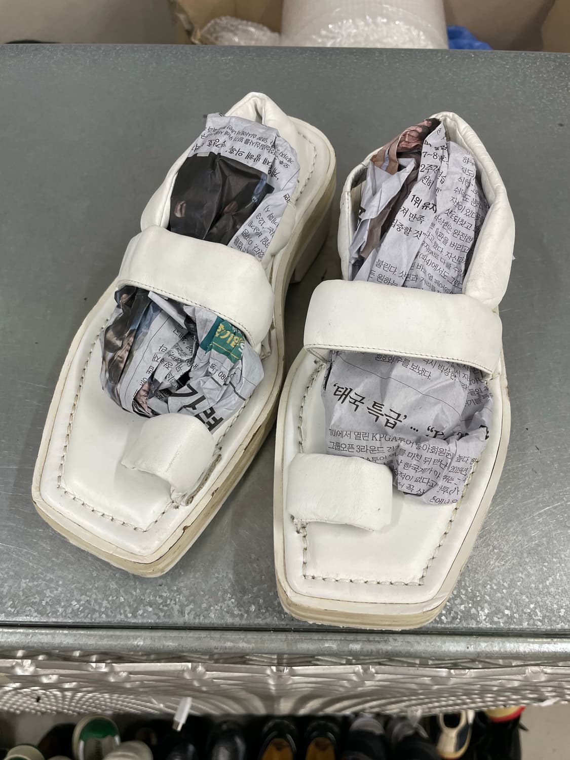 아크네 스튜디오 네미 화이트 샌들 38 상품이미지2