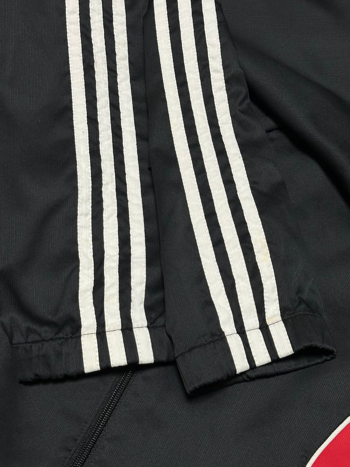 아디다스 올드스쿨 삼각로고 배색 바람막이 자켓 블랙 상품이미지4