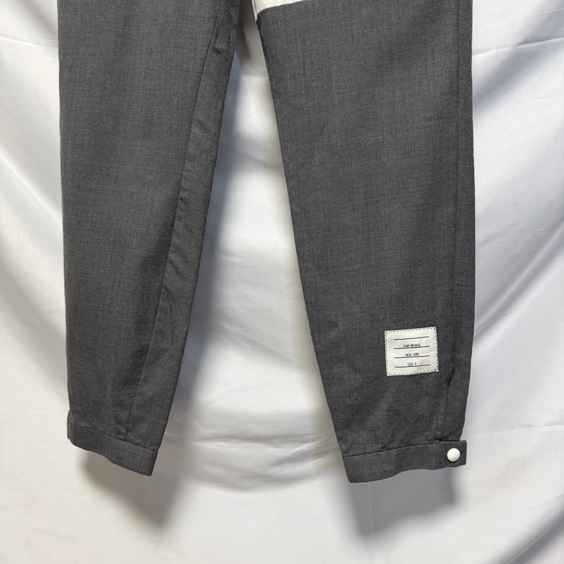 [S급/0] 톰브라운 사선완장 플레인 위브 트랙 팬츠 상품이미지3