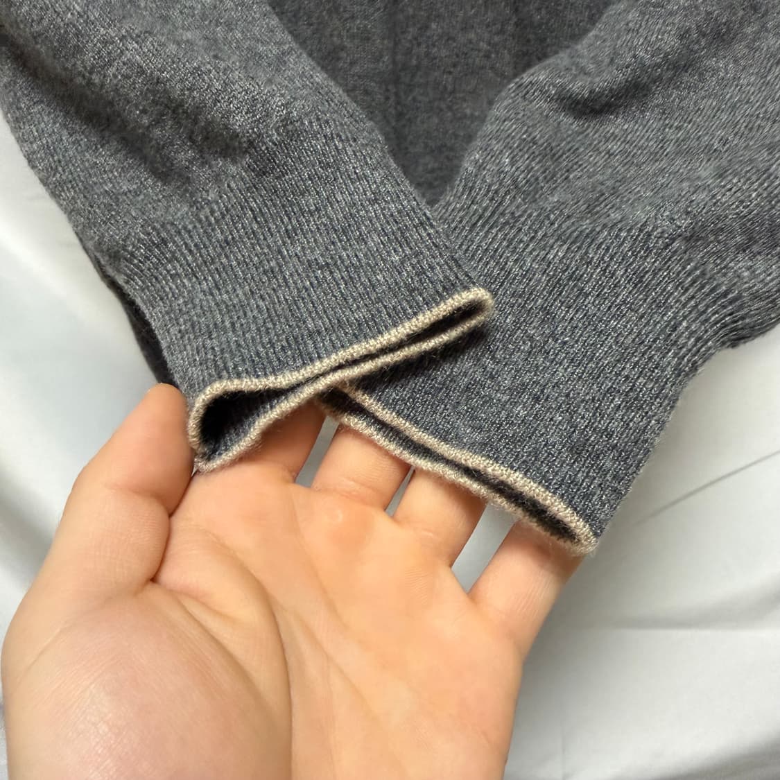 [S+급/52] 브루넬로 쿠치넬리 캐시미어 니트 그레이 상품이미지6