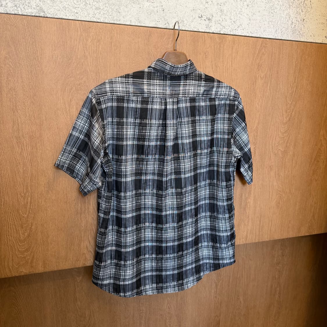 빈티지 반팔 셔츠 멀티 체크 패턴 디테일 레귤러핏 블랙 그레이 상품이미지2