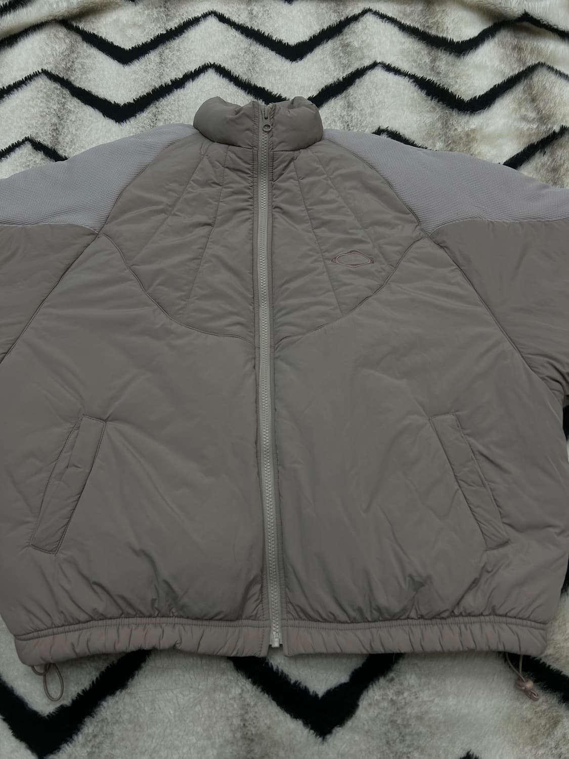 [M]미스치프 롬버스 패딩 자켓/어두운베이지 상품이미지4