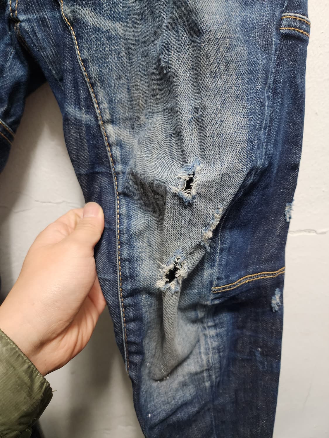 디스퀘어드2 데미지 가죽패치 청바지 상품이미지5