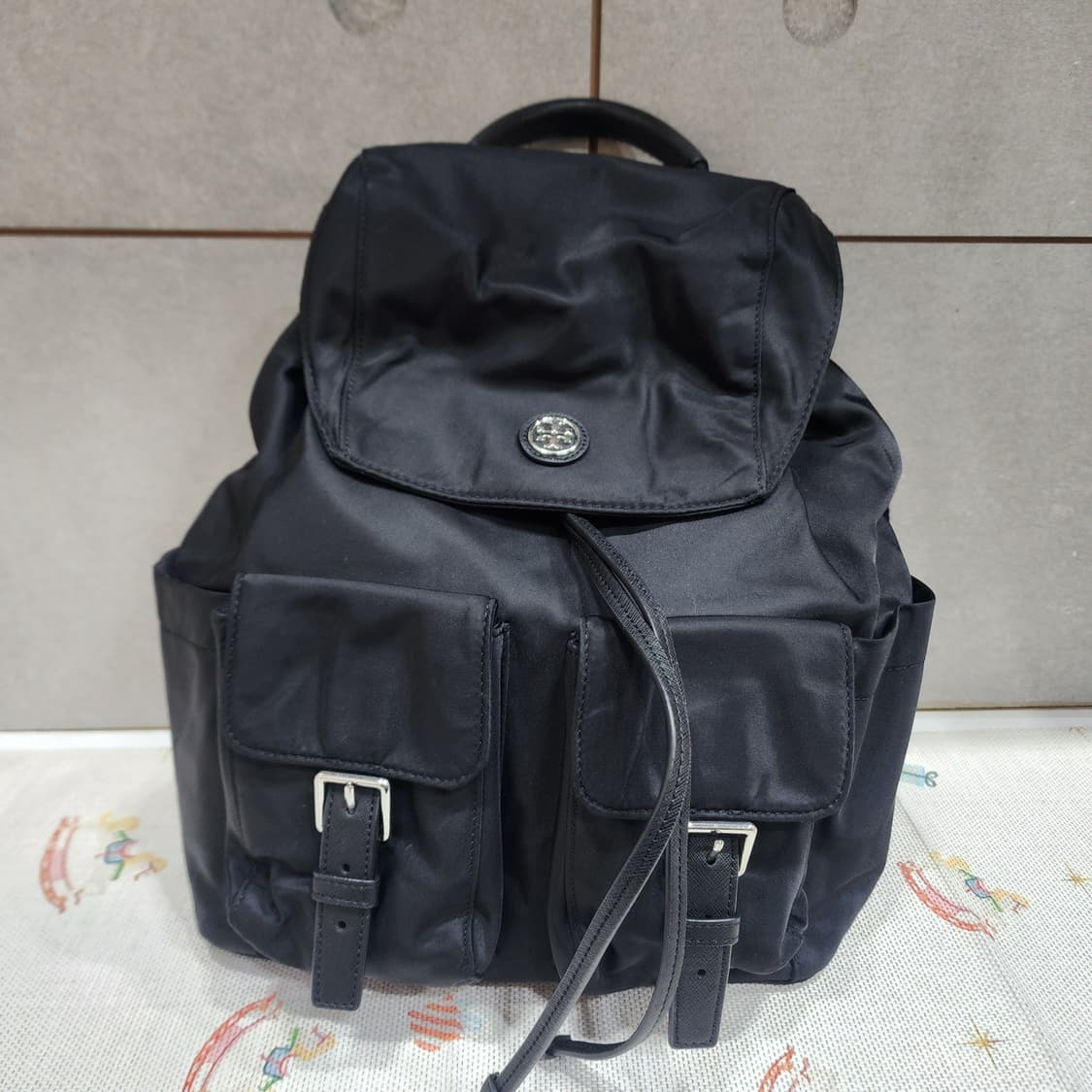 토리버치 버지니아백팩 블랙 상품이미지1