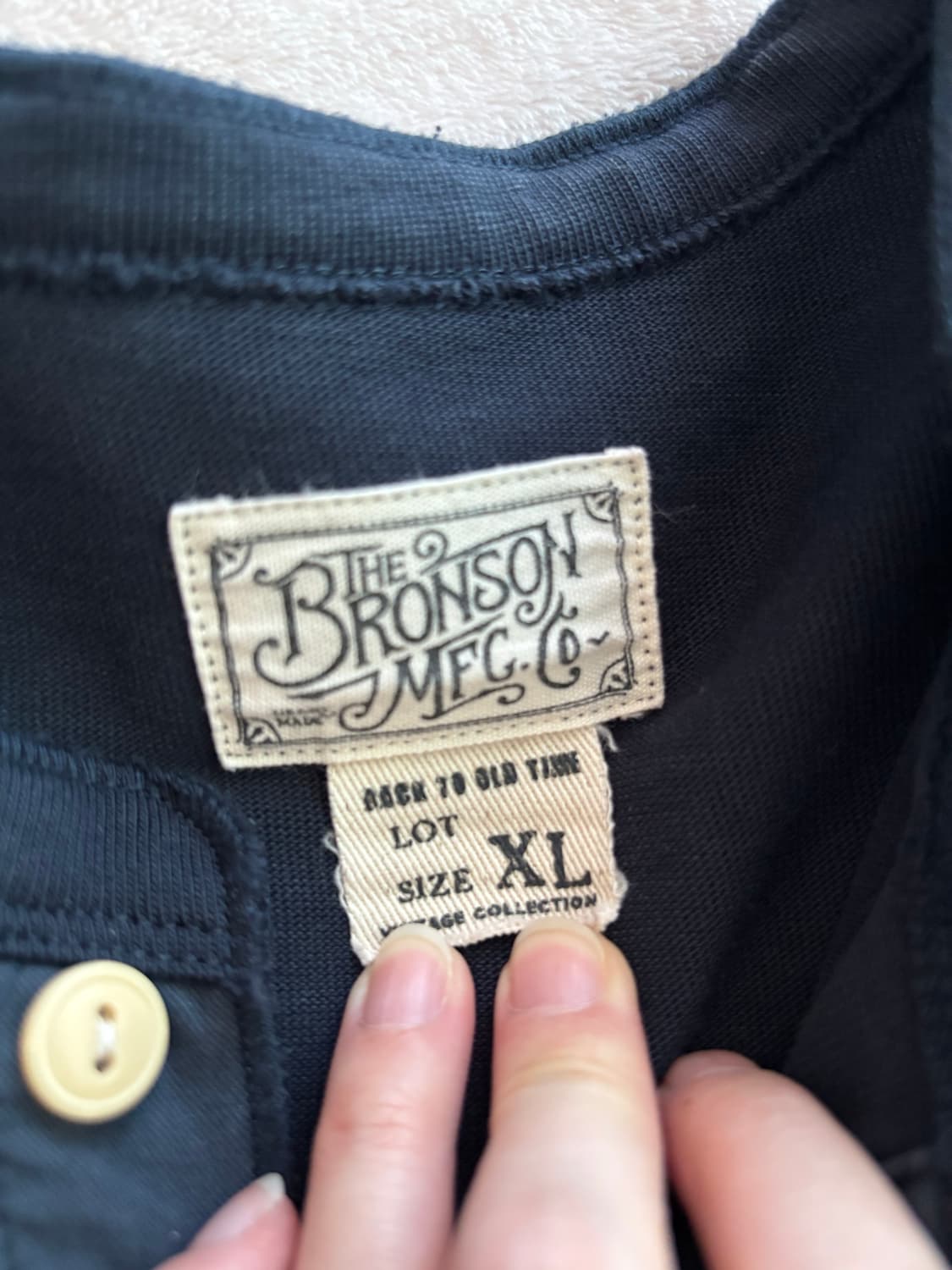 브론슨 Vintage Long Sleeve Henley Shirt 네이비 상품이미지2