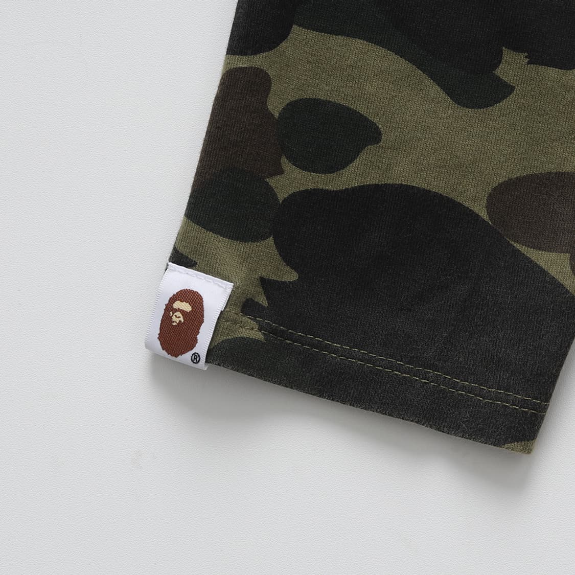 A BATHING APE 1st Camo Cropped LS Tee 상품이미지10