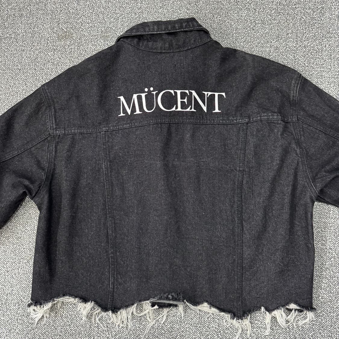 무센트 크롭 데미지 흑청 데님 자켓 상품이미지2