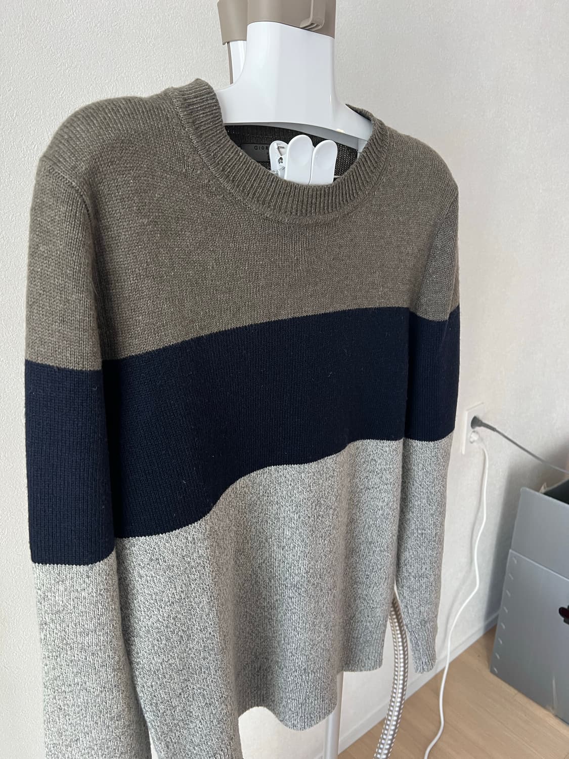 지오다노 / 배색니트 / L 상품이미지2