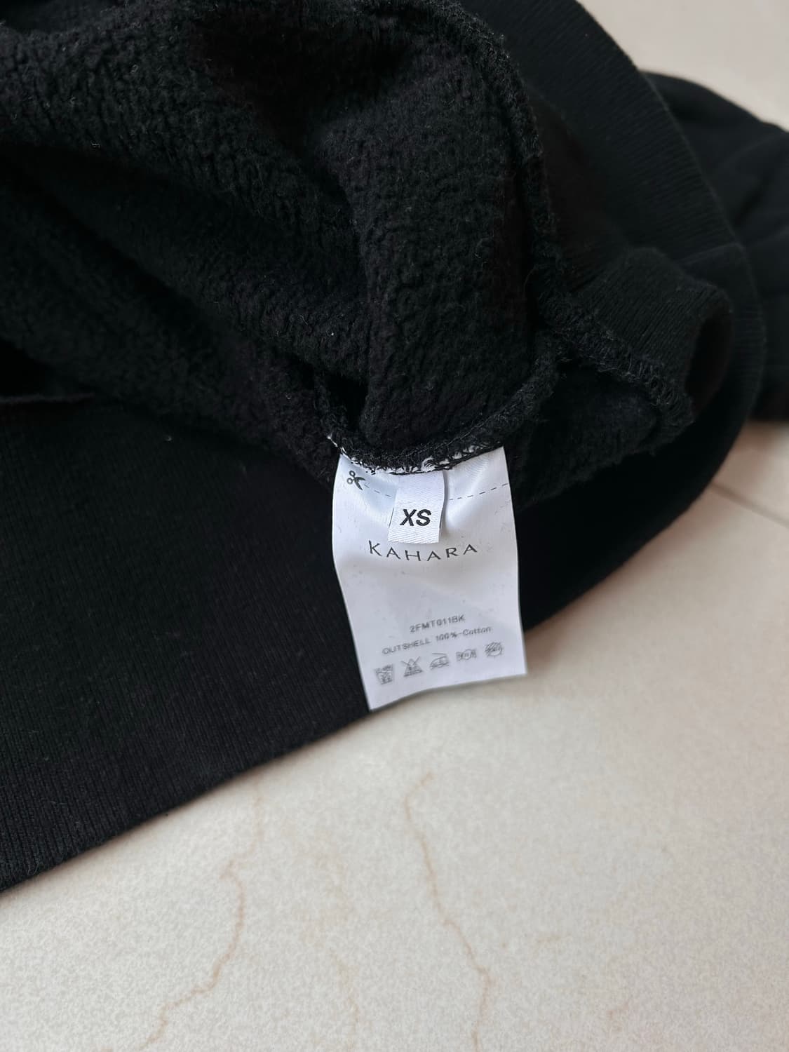 KAHARA 카하라 블랙 오프숄더 맨투맨 상품이미지6
