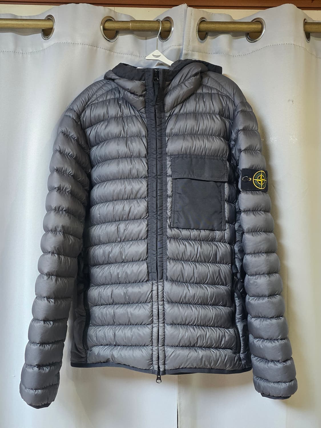 스톤아일랜드 18FW 경량패딩 Stone Island 상품이미지1