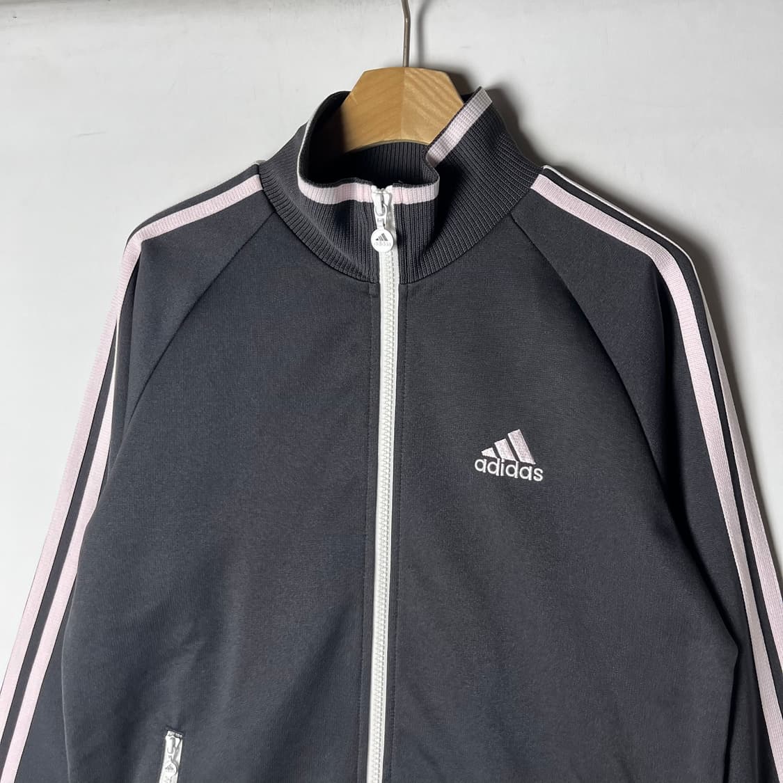 [Adidas] 아디다스 블랙핑크 트랙탑 셋업 (블랙×핑크) 상품이미지3