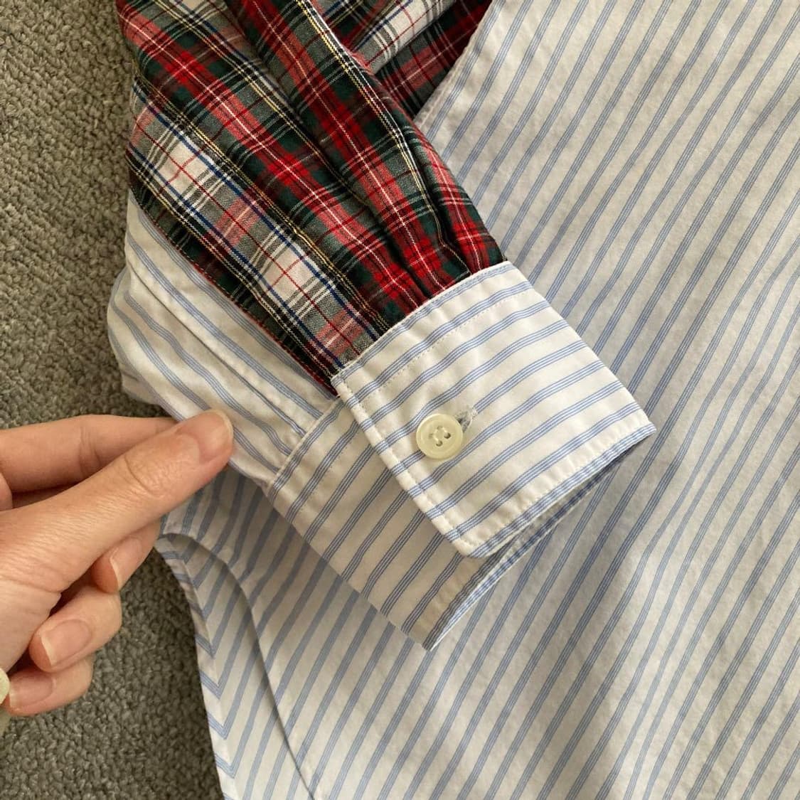 꼼데가르송 옴므 듀스 소매 체크 절개 스트라이프 셔츠 상품이미지4