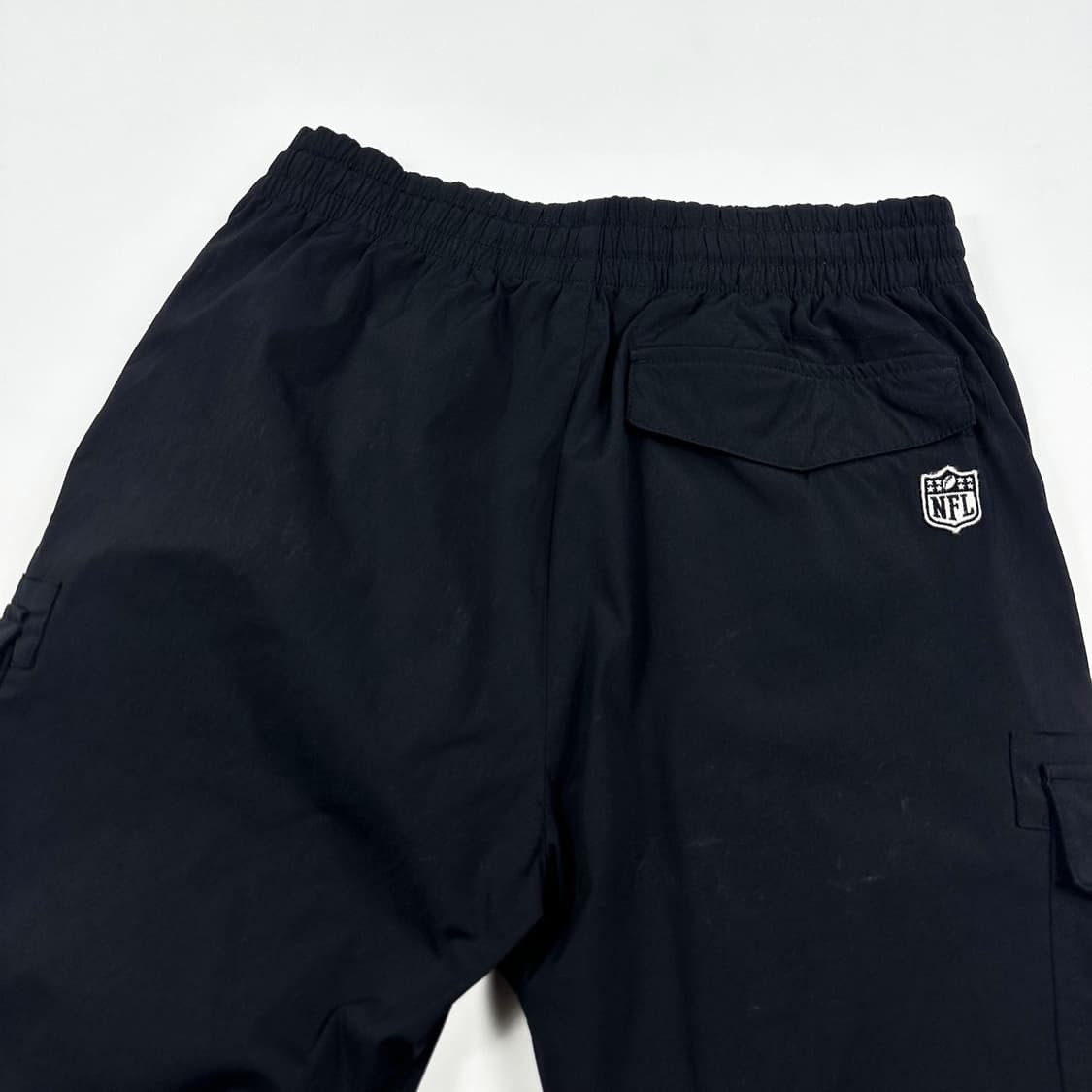 NFL 트레이닝 블랙 카고 우븐 조거팬츠 (M) 상품이미지5